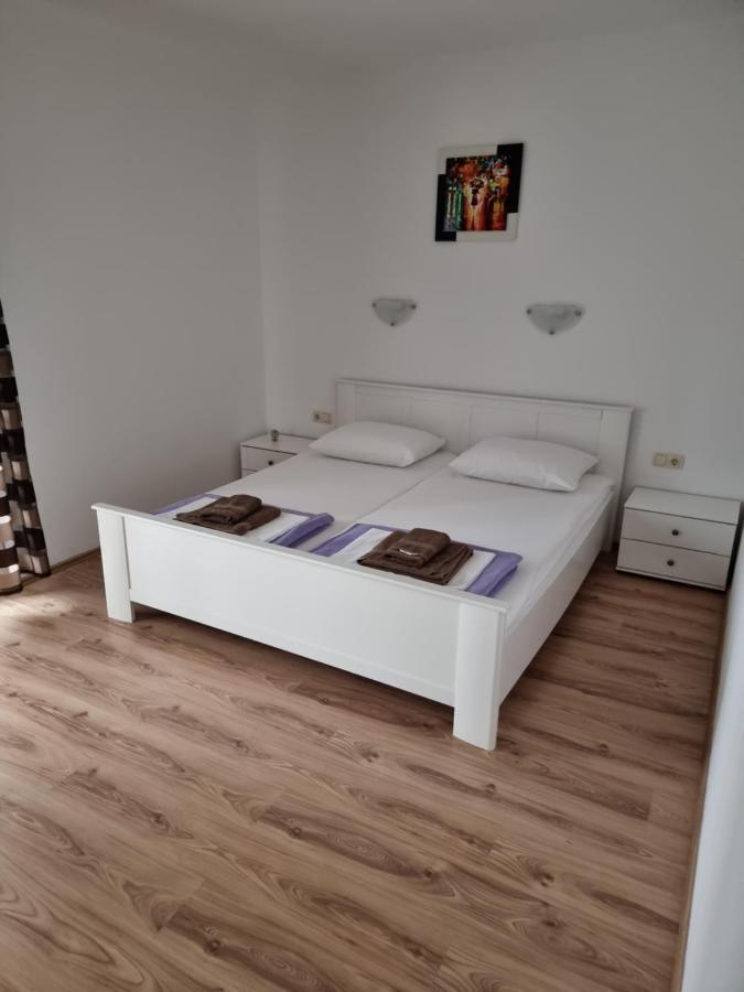 Apartments Ante I Janja มันเดร ภายนอก รูปภาพ